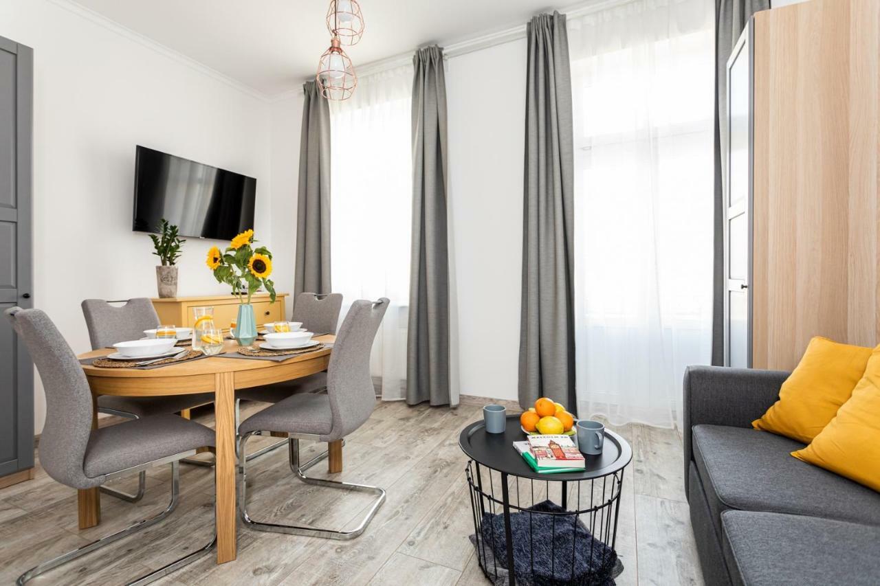 Gdynia Glowna Apartments Екстер'єр фото